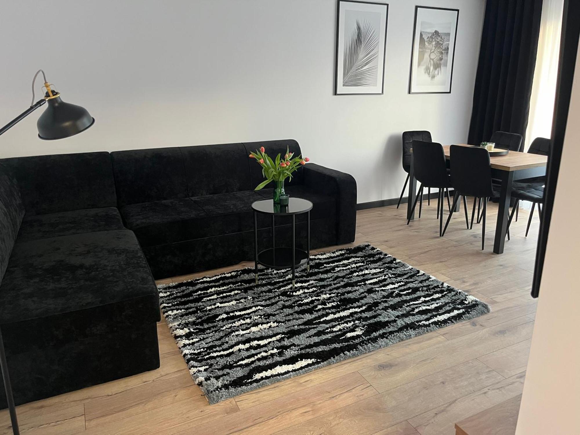 Pola Apartment *